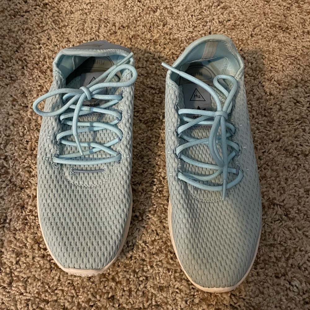 Adidas Carolina Blue  Pharrell Williams Tennis Shoes